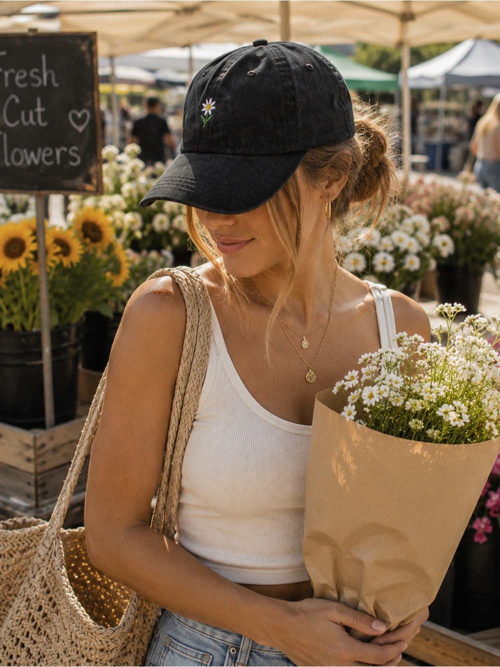 Black Daisy Embroidered Cotton Baseball Cap